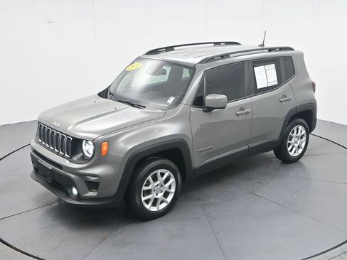 Used 2021 Jeep Renegade Latitude w/ Luxury Group I AWD/4WD image 19