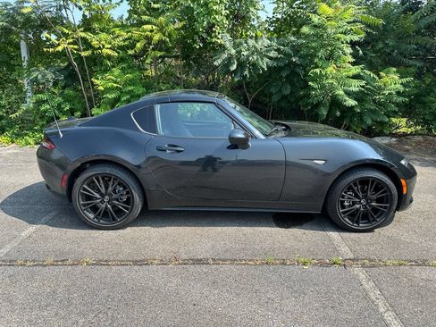Used 2025 MAZDA MX-5 Miata RF Grand Touring RWD image 2