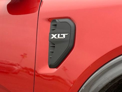 Used 2024 Ford Ranger XLT w/ FX4 Off-Road Package AWD/4WD image 10