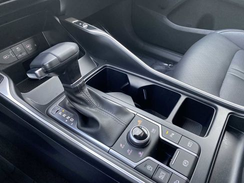 Used 2024 Kia Sorento S w/ Panoramic Sunroof Package image 23