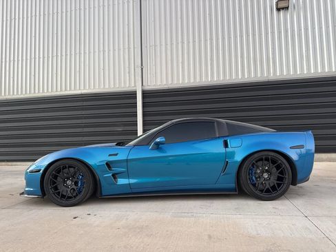 Used 2009 Chevrolet Corvette ZR1 w/ Preferred Equipment Group image 6