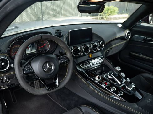 Used 2019 Mercedes-Benz AMG GT R image 38