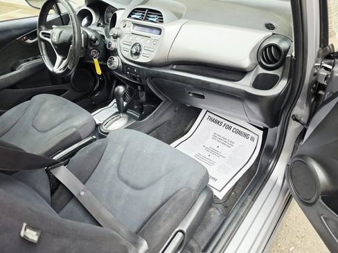 Used 2010 Honda Fit Sport image 11
