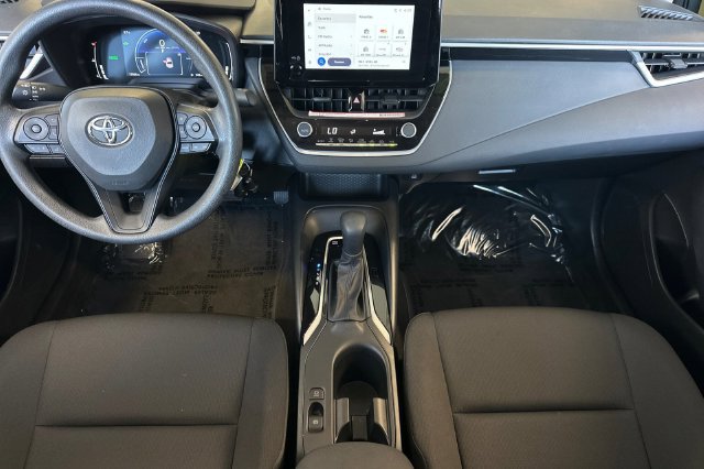 Used 2026 Toyota Corolla LE FWD image 15