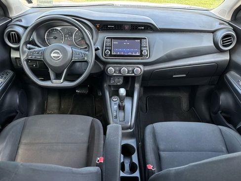 Used 2023 Nissan Kicks S image 9