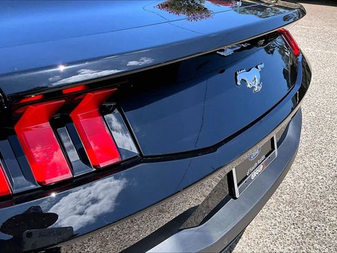 Used 2026 Ford Mustang Premium RWD image 13