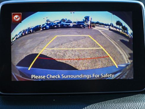Used 2015 MAZDA MAZDA3 i Touring w/ Technology Package FWD image 24