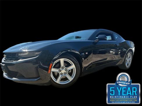Used 2020 Chevrolet Camaro LT image 1