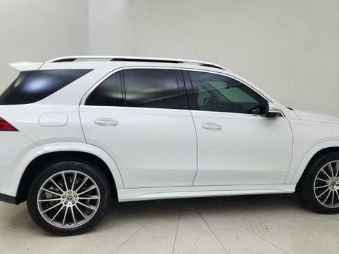Used 2024 Mercedes-Benz GLE 450e 4MATIC w/ AMG Line Exterior image 6