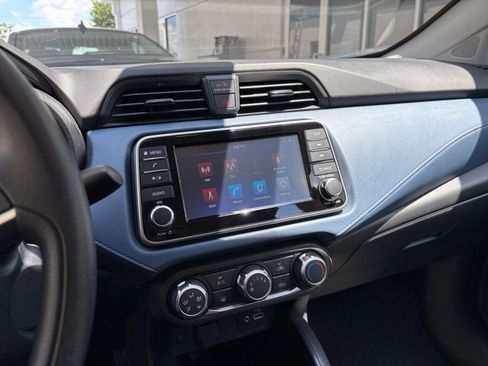 Used 2025 Nissan Versa SV FWD image 20