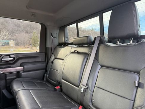 Used 2022 Chevrolet Silverado 2500 LTZ w/ LTZ Plus Package image 37