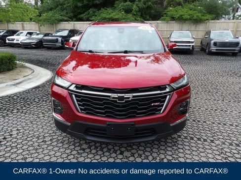 Used 2023 Chevrolet Traverse RS AWD/4WD image 2