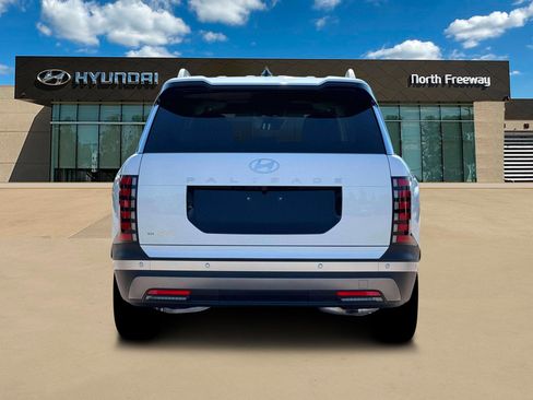 New 2026 Hyundai Palisade SEL Premium FWD image 6