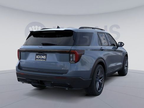 New 2026 Ford Explorer ST-Line w/ ST-Line Street Pack AWD/4WD image 11