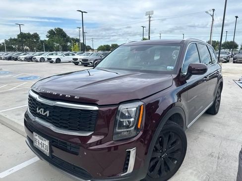 Used 2022 Kia Telluride EX w/ EX Premium Package FWD image 1