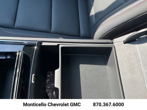 New 2026 Chevrolet Traverse Z71 w/ Enhanced Driving Package AWD/4WD image 22