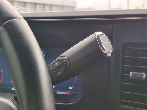 Used 2024 Ford F250 Lariat image 12