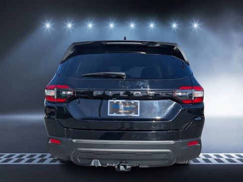 Used 2023 Honda Pilot LX image 4