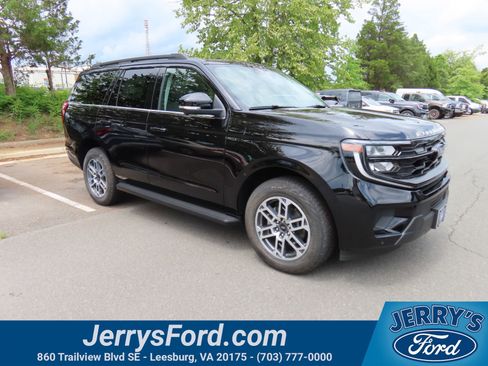New 2026 Ford Expedition Active AWD/4WD image 1