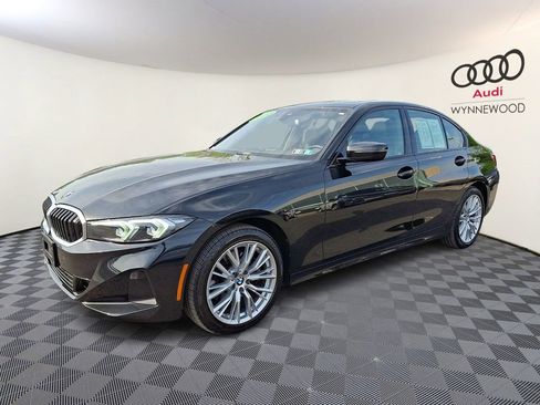 Used 2023 BMW 330i xDrive Sedan w/ Premium Package AWD/4WD image 3