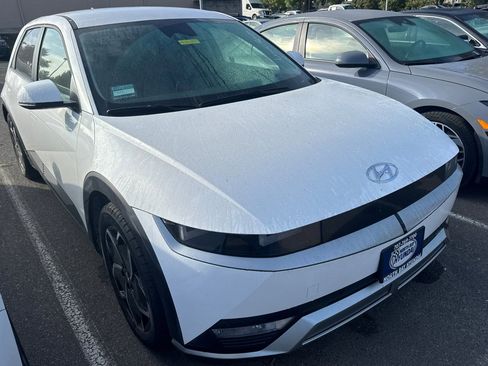 Certified 2024 Hyundai Ioniq 5 SEL RWD image 2
