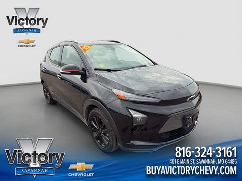 Used 2023 Chevrolet Bolt EUV LT w/ Convenience Package FWD image 1