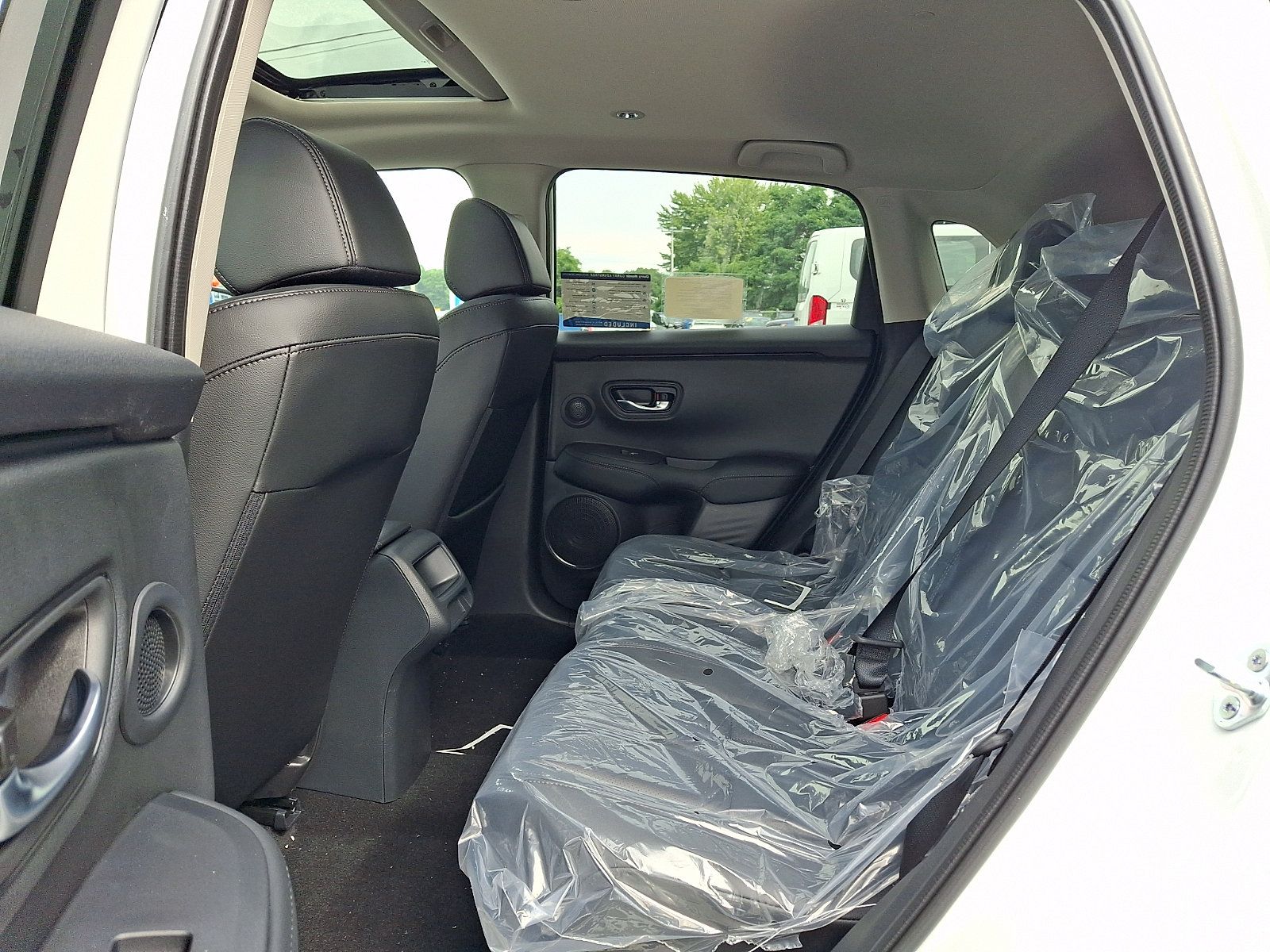New 2027 Honda HR-V EX-L image 5