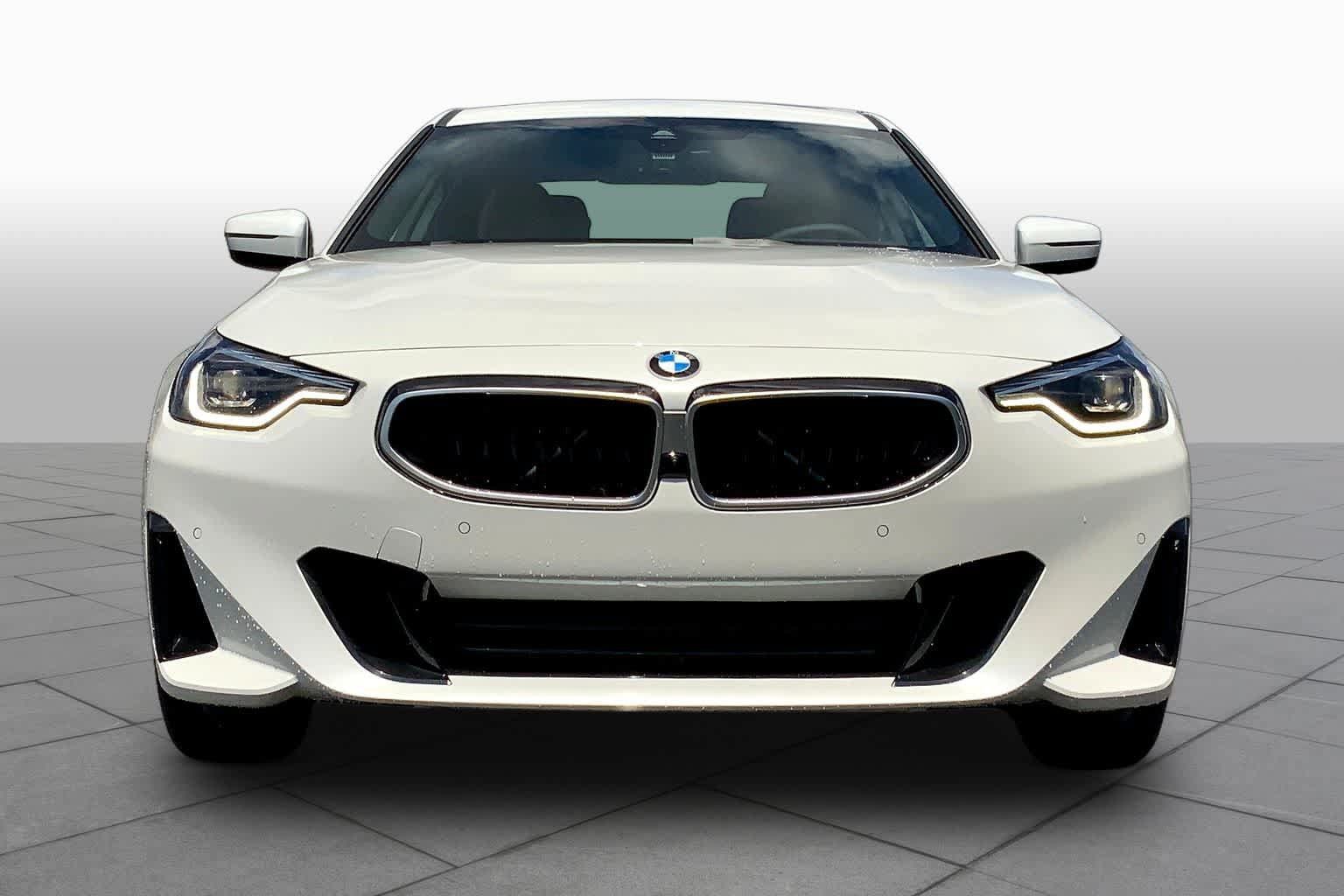 New 2025 BMW 230i Coupe w/ Premium Package RWD image 3