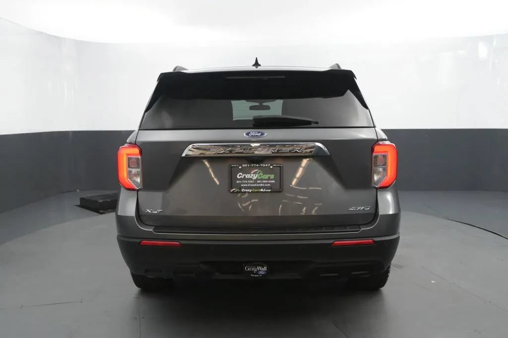 Used 2023 Ford Explorer XLT w/ Class IV Trailer Tow Package AWD/4WD image 4