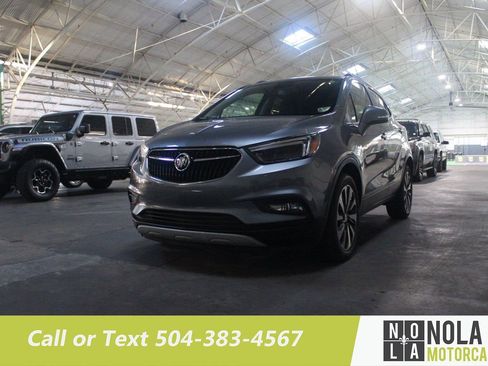 Used 2019 Buick Encore Essence image 2
