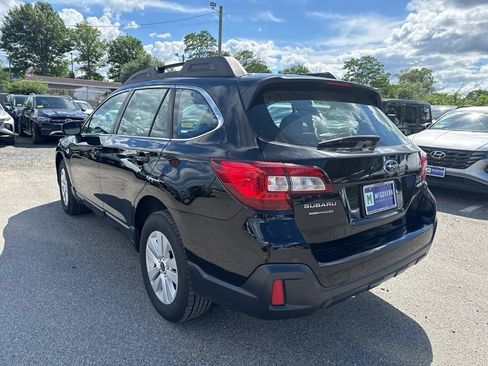 Used 2019 Subaru Outback 2.5i AWD/4WD image 3