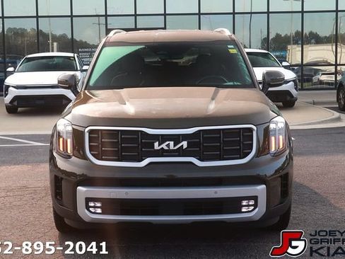 Certified 2025 Kia Telluride SX FWD image 2