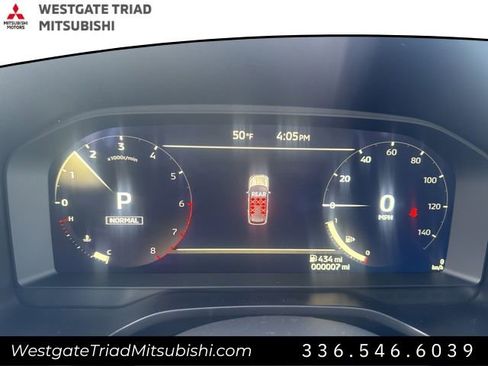 New 2026 Mitsubishi Outlander SE FWD image 17