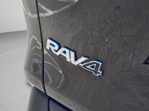 Used 2020 Toyota RAV4 Limited AWD/4WD image 35