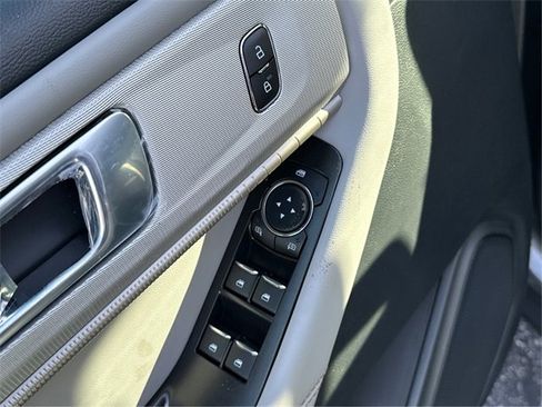 New 2026 Ford Explorer Active w/ Active Comfort Package image 24