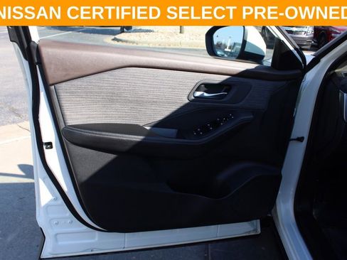 Certified 2023 Nissan Rogue SV image 19