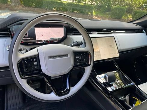 Certified 2024 Land Rover Range Rover Sport Dynamic SE AWD/4WD image 6