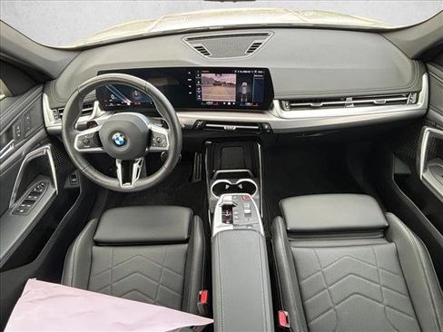 Used 2025 BMW X1 xDrive28i image 15