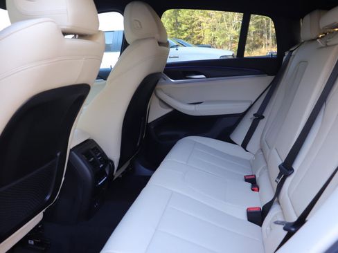 New 2025 BMW X4 xDrive30i w/ Premium Package image 12