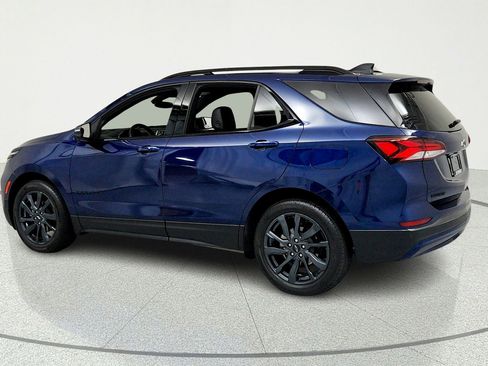 Used 2023 Chevrolet Equinox RS w/ RS Leather Package FWD image 3