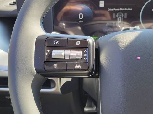 New 2026 Hyundai Ioniq 9 SEL image 5