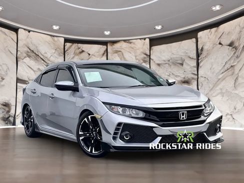 Used 2018 Honda Civic Sport image 14
