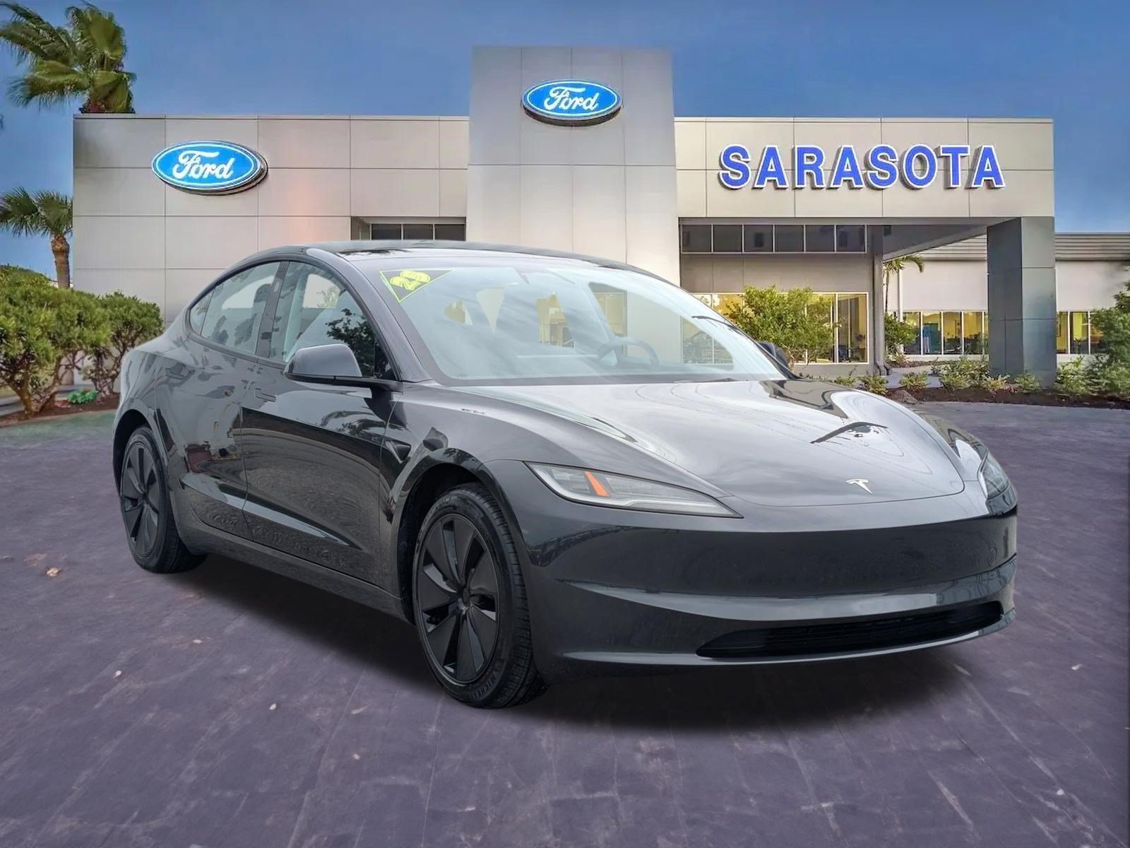 Used 2025 Tesla Model 3 Long Range RWD image 1