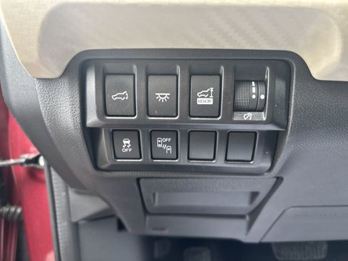 Used 2021 Subaru Ascent Premium w/ Sport Package image 21