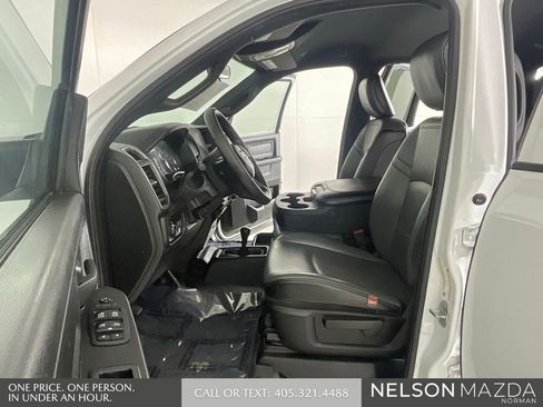 Used 2021 RAM 2500 Tradesman w/ Chrome Appearance Group AWD/4WD image 11