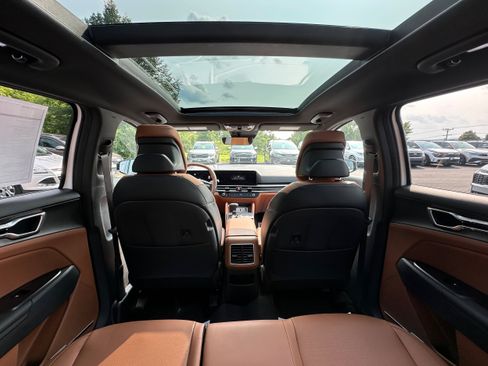 New 2026 Kia Sportage X-Line w/ X-Line Technology Package AWD/4WD image 11