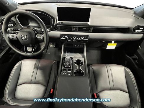 Certified 2026 Honda Pilot Black Edition image 13
