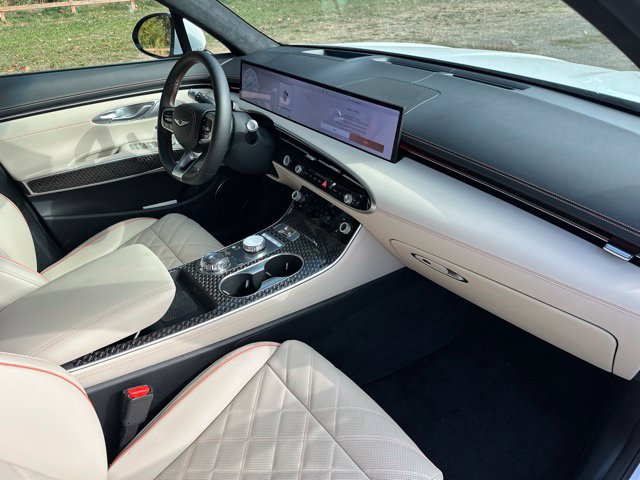 Used 2026 Genesis GV70 3.5T Sport Prestige AWD/4WD image 25
