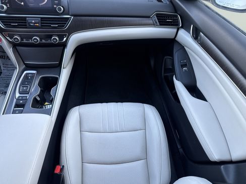 Used 2020 Honda Accord EX-L image 12
