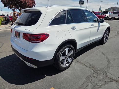 Used 2022 Mercedes-Benz GLC 300 4MATIC image 3